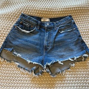 Curve love hi rise mom short